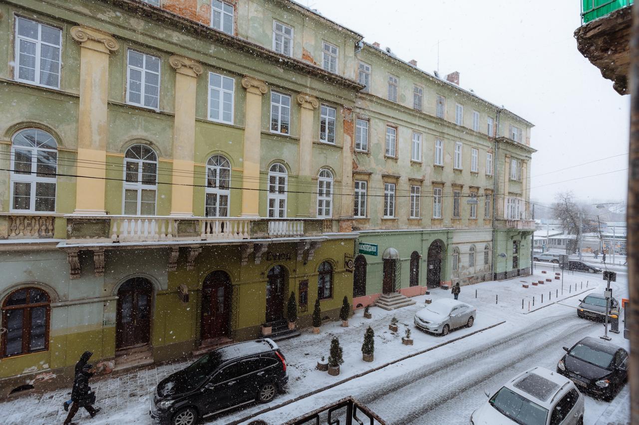 Apartments On Teatralna 26 Lviv Kültér fotó